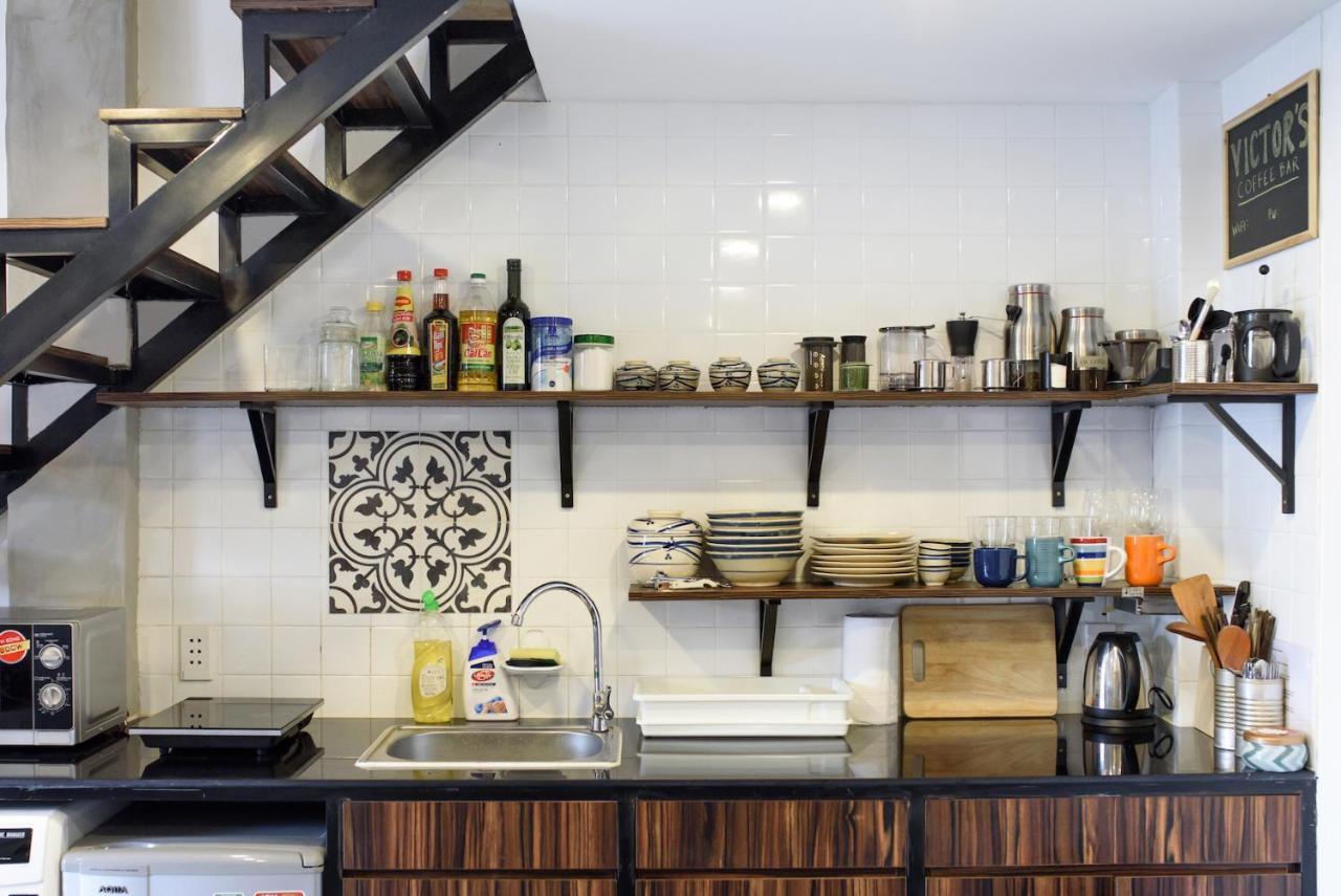 Circadian Industrial Loft In Heritage Building Apartment *